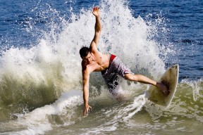 九游官网-“传球艺术：联盟顶级助攻王的绝佳配合”，篮球传球助攻