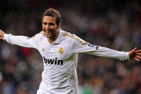 九游娱乐官方平台-团队战术：混合“传统”“创新”的强力组合，团队融合小技巧