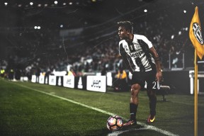 九游娱乐官方平台-“智能分析系统提前预判对手战术——未来比赛中的“战术先机”