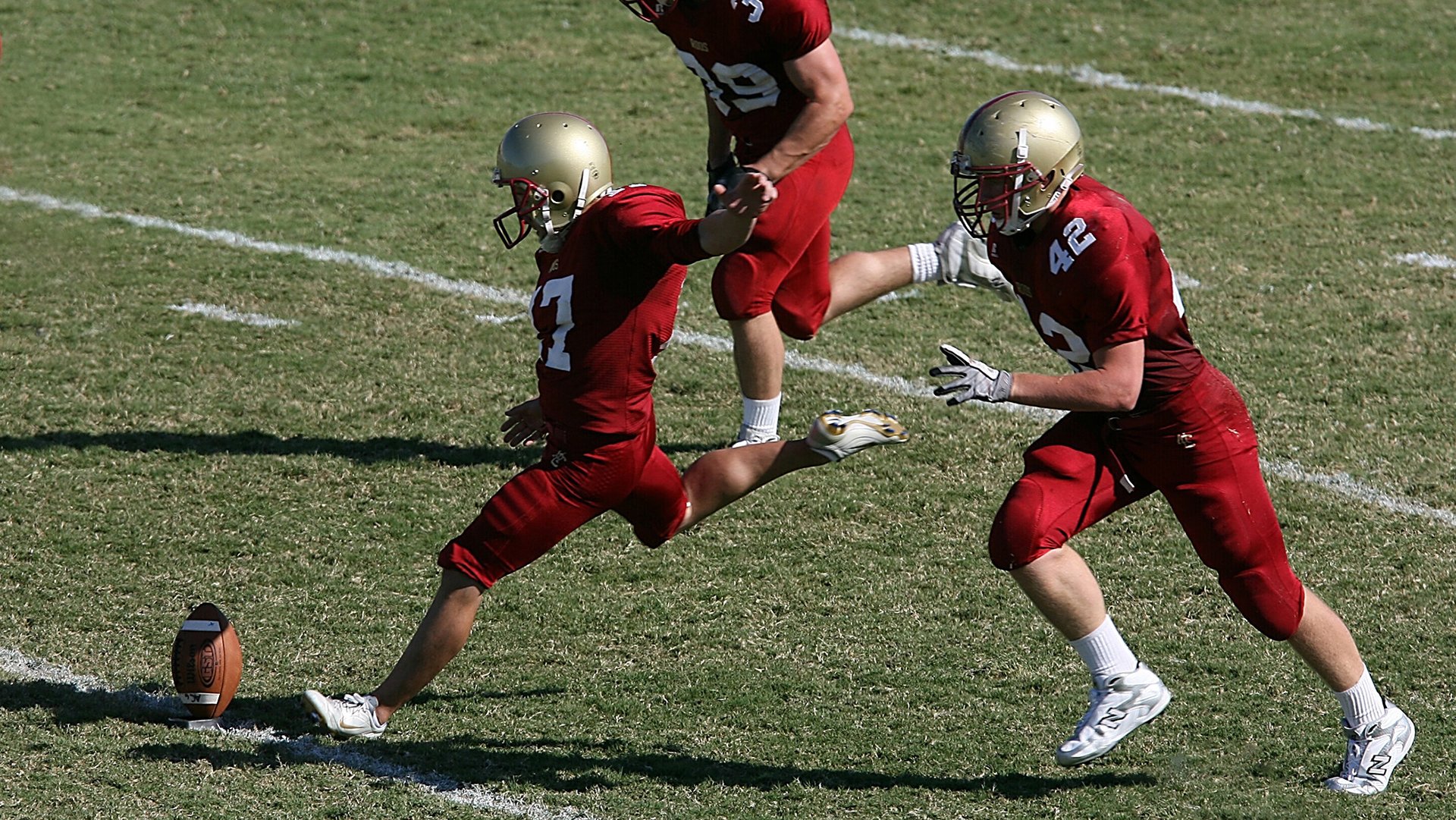 _新锐崭露头角：年轻球员崛起引发行业震动_，新兴球员